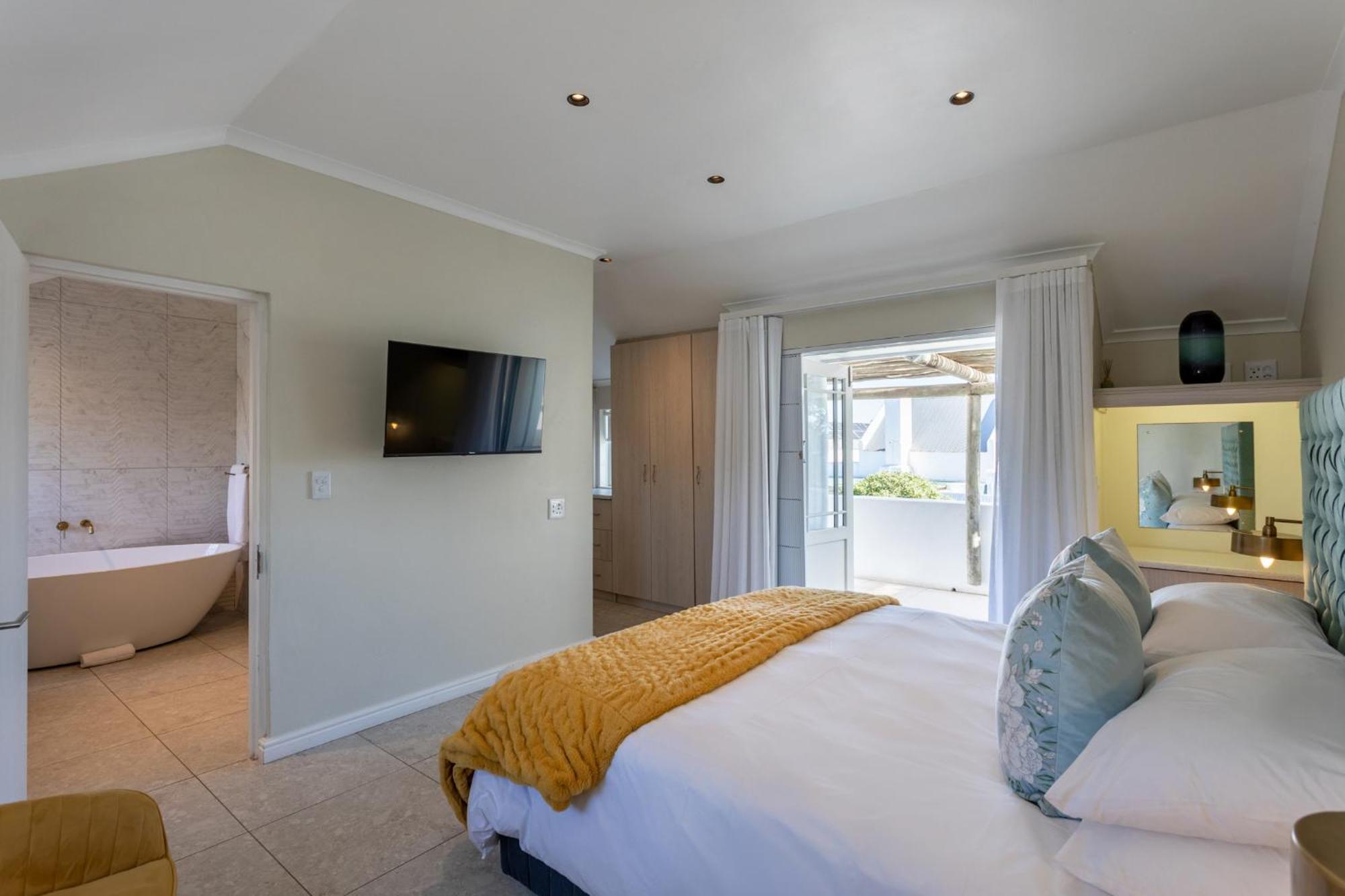 Abalone Hotel & Villas Paternoster Exterior photo